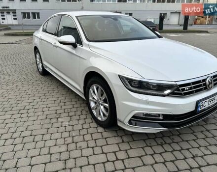 Белый Фольксваген Пассат, объемом двигателя 1.98 л и пробегом 102 тыс. км за 24000 $, фото 2 на Automoto.ua