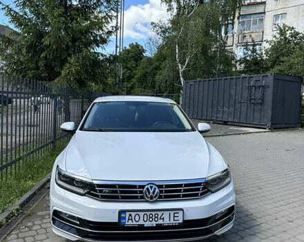 Білий Фольксваген Пассат, об'ємом двигуна 2 л та пробігом 203 тис. км за 21500 $, фото 1 на Automoto.ua