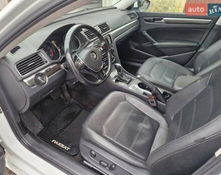 Белый Фольксваген Пассат, объемом двигателя 1.98 л и пробегом 167 тыс. км за 11650 $, фото 6 на Automoto.ua