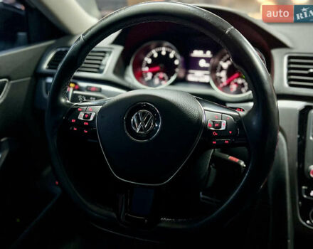 Білий Фольксваген Пассат, об'ємом двигуна 1.98 л та пробігом 143 тис. км за 13800 $, фото 27 на Automoto.ua