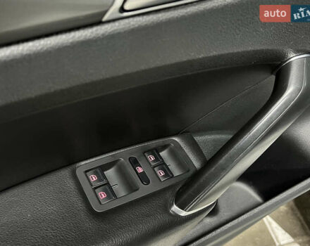 Білий Фольксваген Пассат, об'ємом двигуна 1.98 л та пробігом 143 тис. км за 12900 $, фото 18 на Automoto.ua