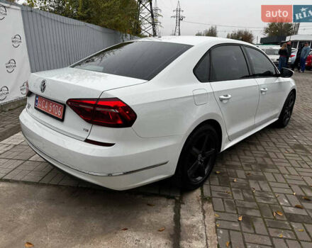 Белый Фольксваген Пассат, объемом двигателя 2 л и пробегом 70 тыс. км за 11999 $, фото 2 на Automoto.ua