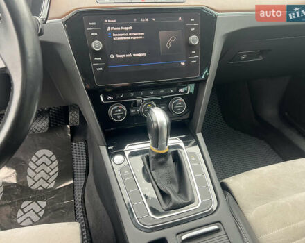 Белый Фольксваген Пассат, объемом двигателя 2 л и пробегом 120 тыс. км за 22000 $, фото 33 на Automoto.ua