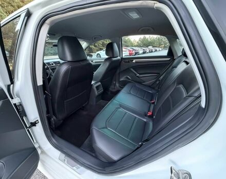 Білий Фольксваген Пассат, об'ємом двигуна 2 л та пробігом 32 тис. км за 8500 $, фото 11 на Automoto.ua