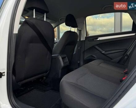 Белый Фольксваген Пассат, объемом двигателя 2 л и пробегом 90 тыс. км за 12800 $, фото 54 на Automoto.ua