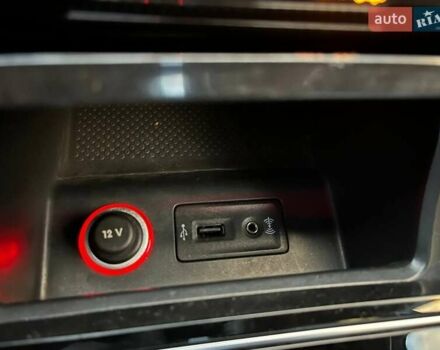 Білий Фольксваген Пассат, об'ємом двигуна 3.6 л та пробігом 72 тис. км за 17490 $, фото 29 на Automoto.ua