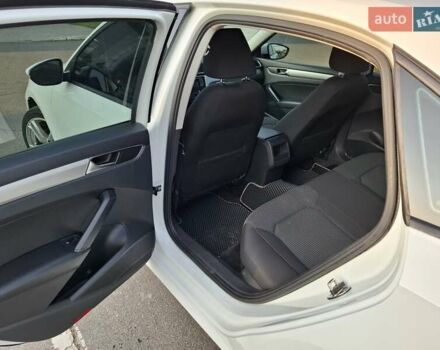 Белый Фольксваген Пассат, объемом двигателя 1.98 л и пробегом 134 тыс. км за 15500 $, фото 25 на Automoto.ua