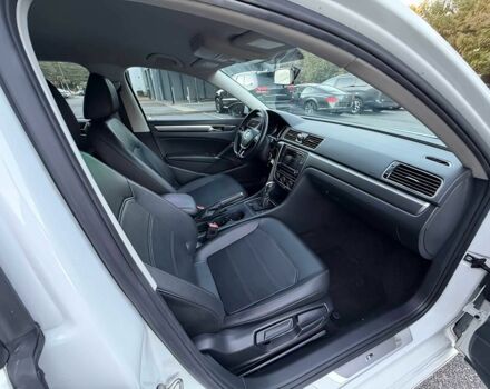 Білий Фольксваген Пассат, об'ємом двигуна 2 л та пробігом 46 тис. км за 11300 $, фото 9 на Automoto.ua