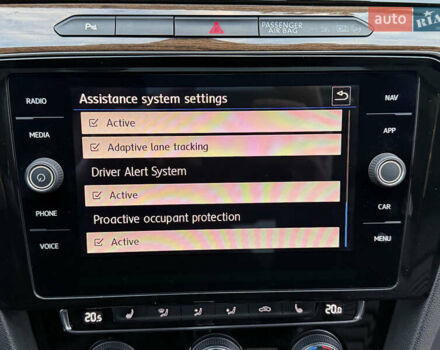 Белый Фольксваген Пассат, объемом двигателя 1.97 л и пробегом 98 тыс. км за 21500 $, фото 48 на Automoto.ua