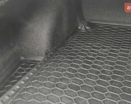 Белый Фольксваген Пассат, объемом двигателя 2 л и пробегом 157 тыс. км за 12200 $, фото 10 на Automoto.ua