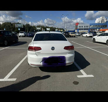 Белый Фольксваген Пассат, объемом двигателя 1.97 л и пробегом 335 тыс. км за 19500 $, фото 9 на Automoto.ua