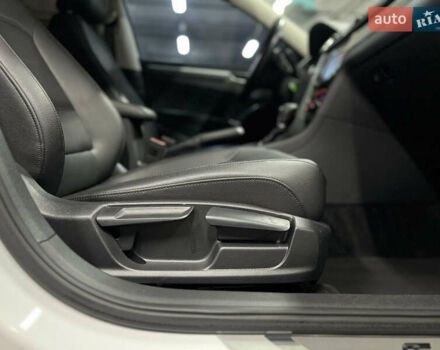 Білий Фольксваген Пассат, об'ємом двигуна 1.98 л та пробігом 143 тис. км за 13800 $, фото 39 на Automoto.ua