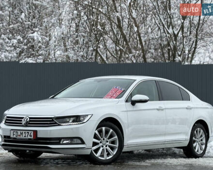 Белый Фольксваген Пассат, объемом двигателя 2 л и пробегом 198 тыс. км за 18950 $, фото 4 на Automoto.ua