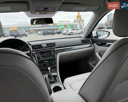 Білий Фольксваген Пассат, об'ємом двигуна 1.98 л та пробігом 134 тис. км за 14500 $, фото 11 на Automoto.ua