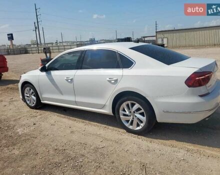 Белый Фольксваген Пассат, объемом двигателя 2 л и пробегом 32 тыс. км за 2900 $, фото 1 на Automoto.ua