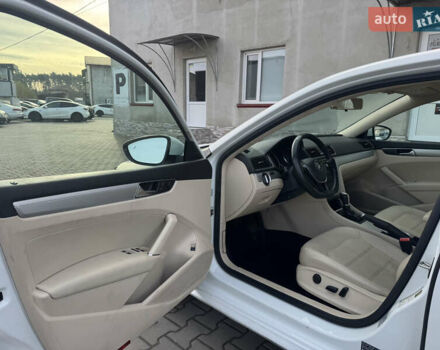 Белый Фольксваген Пассат, объемом двигателя 2 л и пробегом 214 тыс. км за 10800 $, фото 16 на Automoto.ua