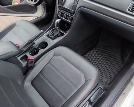 Білий Фольксваген Пассат, об'ємом двигуна 2 л та пробігом 195 тис. км за 14200 $, фото 1 на Automoto.ua