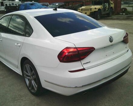 Белый Фольксваген Пассат, объемом двигателя 2 л и пробегом 222 тыс. км за 13900 $, фото 5 на Automoto.ua