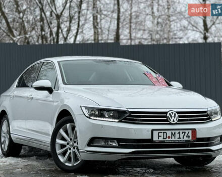 Белый Фольксваген Пассат, объемом двигателя 2 л и пробегом 198 тыс. км за 18950 $, фото 24 на Automoto.ua