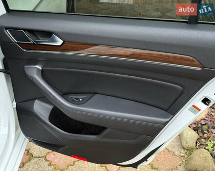 Белый Фольксваген Пассат, объемом двигателя 1.97 л и пробегом 98 тыс. км за 21500 $, фото 31 на Automoto.ua