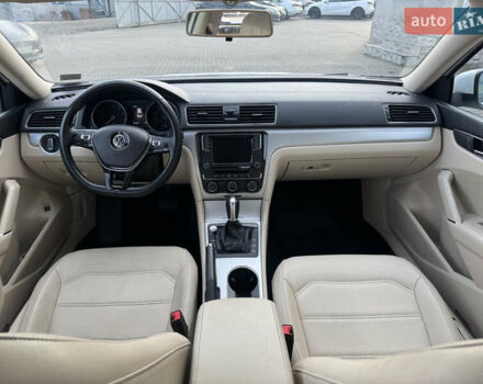 Белый Фольксваген Пассат, объемом двигателя 2 л и пробегом 214 тыс. км за 10800 $, фото 21 на Automoto.ua