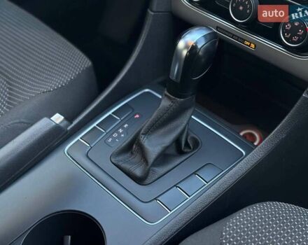 Белый Фольксваген Пассат, объемом двигателя 2 л и пробегом 90 тыс. км за 12800 $, фото 77 на Automoto.ua