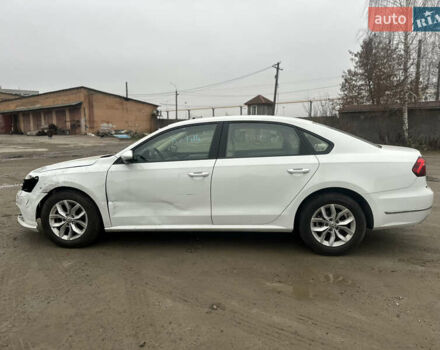 Білий Фольксваген Пассат, об'ємом двигуна 2 л та пробігом 147 тис. км за 8600 $, фото 5 на Automoto.ua