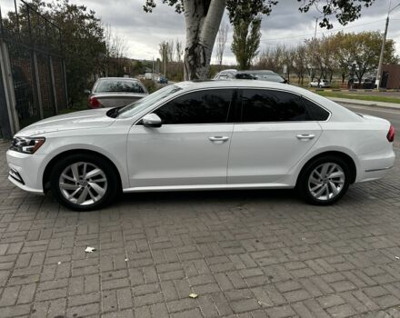 Білий Фольксваген Пассат, об'ємом двигуна 2 л та пробігом 71 тис. км за 13900 $, фото 2 на Automoto.ua