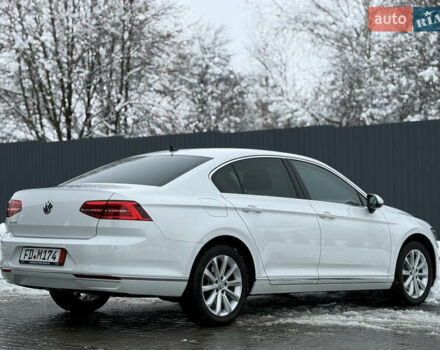 Белый Фольксваген Пассат, объемом двигателя 2 л и пробегом 198 тыс. км за 18950 $, фото 52 на Automoto.ua