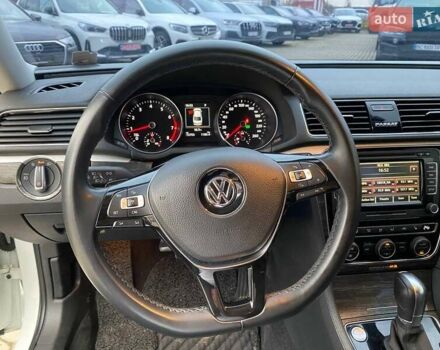 Білий Фольксваген Пассат, об'ємом двигуна 2 л та пробігом 73 тис. км за 17900 $, фото 14 на Automoto.ua