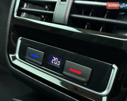 Белый Фольксваген Пассат, объемом двигателя 2 л и пробегом 198 тыс. км за 18950 $, фото 76 на Automoto.ua