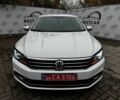 Білий Фольксваген Пассат, об'ємом двигуна 2 л та пробігом 70 тис. км за 11999 $, фото 4 на Automoto.ua