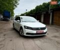 Белый Фольксваген Пассат, объемом двигателя 2 л и пробегом 171 тыс. км за 9999 $, фото 1 на Automoto.ua
