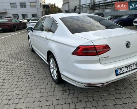 Белый Фольксваген Пассат, объемом двигателя 1.98 л и пробегом 102 тыс. км за 24000 $, фото 3 на Automoto.ua