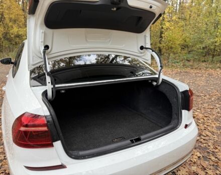 Белый Фольксваген Пассат, объемом двигателя 2 л и пробегом 167 тыс. км за 12900 $, фото 17 на Automoto.ua