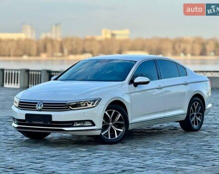Білий Фольксваген Пассат, об'ємом двигуна 1.8 л та пробігом 170 тис. км за 17500 $, фото 29 на Automoto.ua