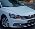 Белый Фольксваген Пассат, объемом двигателя 1.98 л и пробегом 70 тыс. км за 13499 $, фото 5 на Automoto.ua