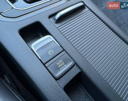 Білий Фольксваген Пассат, об'ємом двигуна 1.8 л та пробігом 170 тис. км за 17500 $, фото 23 на Automoto.ua