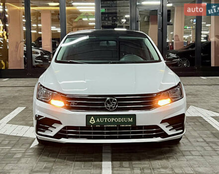 Білий Фольксваген Пассат, об'ємом двигуна 1.98 л та пробігом 143 тис. км за 12900 $, фото 5 на Automoto.ua