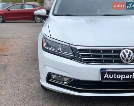 Білий Фольксваген Пассат, об'ємом двигуна 2 л та пробігом 152 тис. км за 16690 $, фото 10 на Automoto.ua