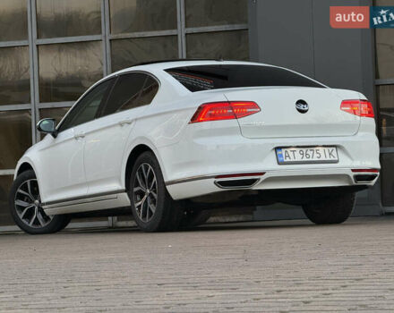 Белый Фольксваген Пассат, объемом двигателя 1.97 л и пробегом 98 тыс. км за 21500 $, фото 4 на Automoto.ua