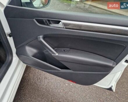 Белый Фольксваген Пассат, объемом двигателя 1.98 л и пробегом 167 тыс. км за 11650 $, фото 12 на Automoto.ua