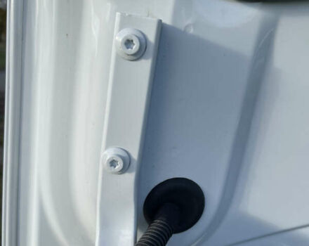 Белый Фольксваген Пассат, объемом двигателя 2 л и пробегом 132 тыс. км за 13200 $, фото 37 на Automoto.ua