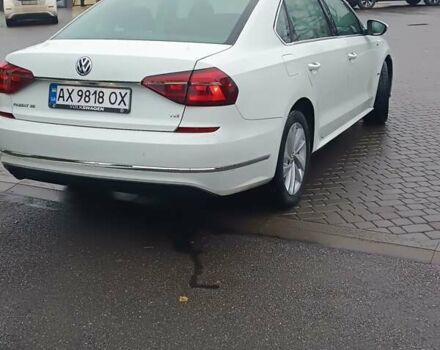 Белый Фольксваген Пассат, объемом двигателя 2 л и пробегом 167 тыс. км за 11700 $, фото 6 на Automoto.ua