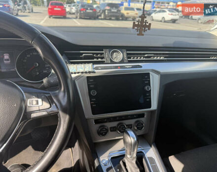 Белый Фольксваген Пассат, объемом двигателя 1.97 л и пробегом 335 тыс. км за 19500 $, фото 6 на Automoto.ua