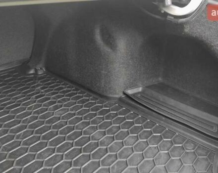 Белый Фольксваген Пассат, объемом двигателя 2 л и пробегом 157 тыс. км за 12200 $, фото 11 на Automoto.ua