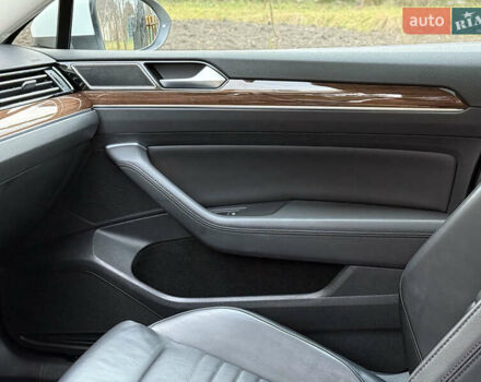 Белый Фольксваген Пассат, объемом двигателя 1.97 л и пробегом 98 тыс. км за 21500 $, фото 53 на Automoto.ua