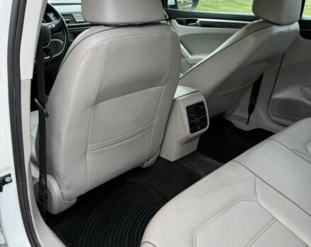 Фольксваген Пассат 2018 в Львове на Automoto.ua Белый Фольксваген Пассат, объемом двигателя 2 л и пробегом 48 тыс. км за 11300 $, фото 12 на Automoto.ua