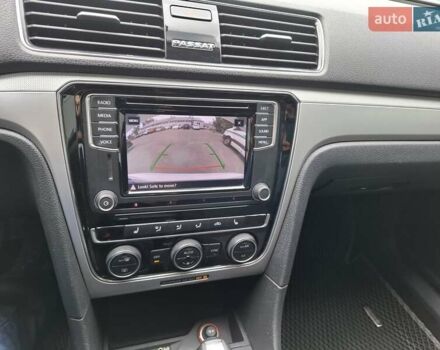 Белый Фольксваген Пассат, объемом двигателя 1.98 л и пробегом 134 тыс. км за 15500 $, фото 4 на Automoto.ua