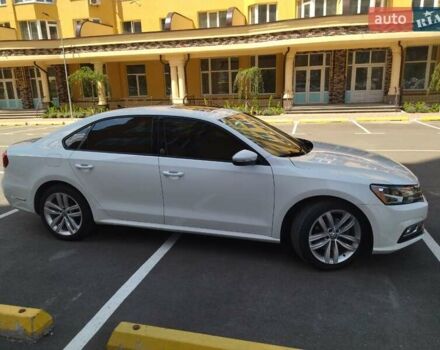 Білий Фольксваген Пассат, об'ємом двигуна 2 л та пробігом 91 тис. км за 16900 $, фото 2 на Automoto.ua